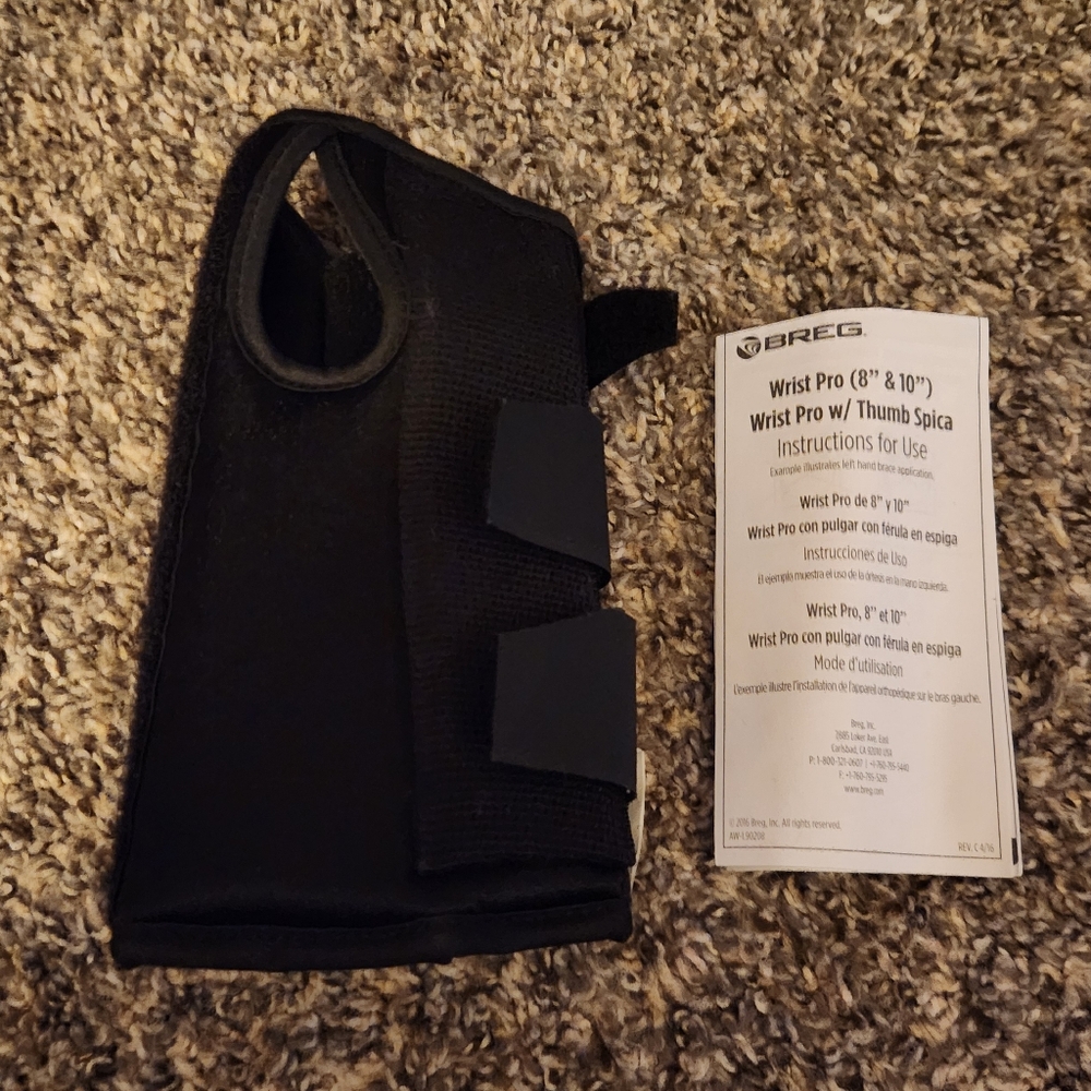 Breg Classic Wrist Brace Left Black Small